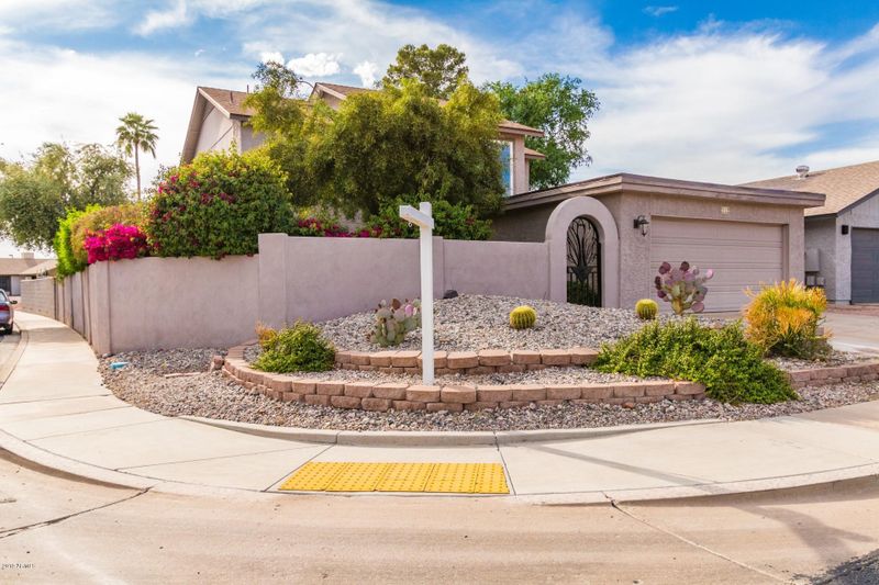 2112 W Jibsail Loop, Mesa, AZ 85202