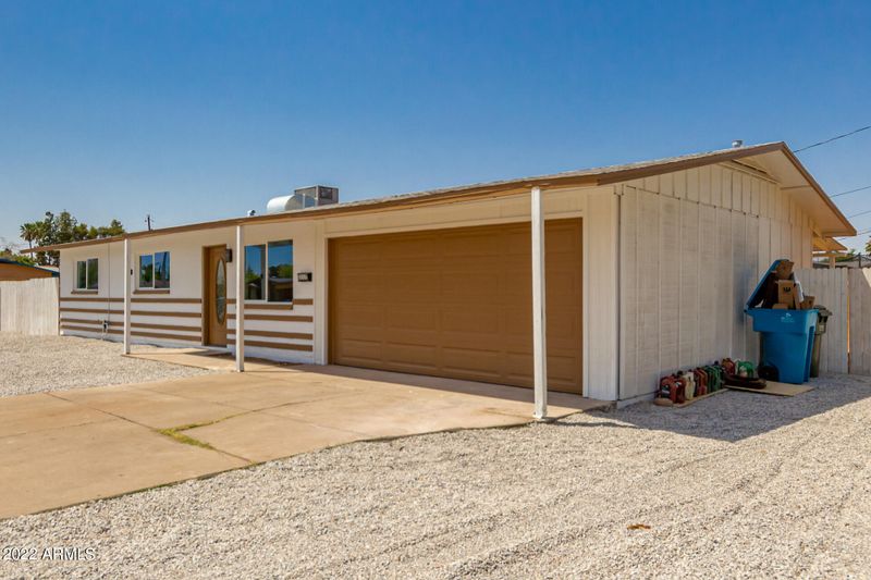 2112 W Lupine Ave, Phoenix, AZ 85029