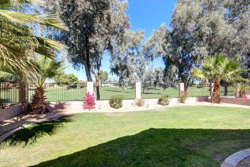 2112 W Myrtle Dr, Chandler, AZ 85248