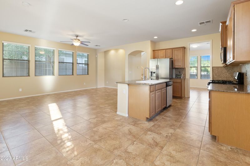 21123 W Glen St, Buckeye, AZ 85396