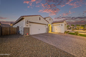 21128 Cambridge Ave, Buckeye, AZ 85396