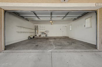 2113 Huntington Dr, Phoenix, AZ 85040