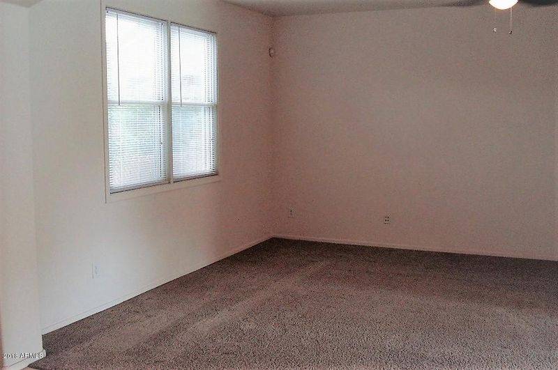 2113 E Sunland Ave, Phoenix, AZ 85040