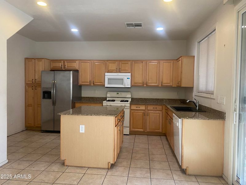 2113 E Sunland Ave, Phoenix, AZ 85040