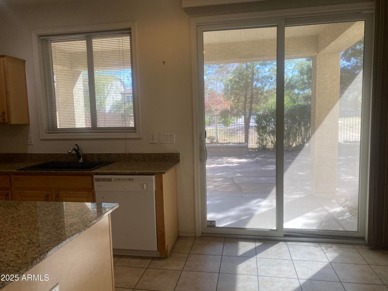 2113 E Sunland Ave, Phoenix, AZ 85040