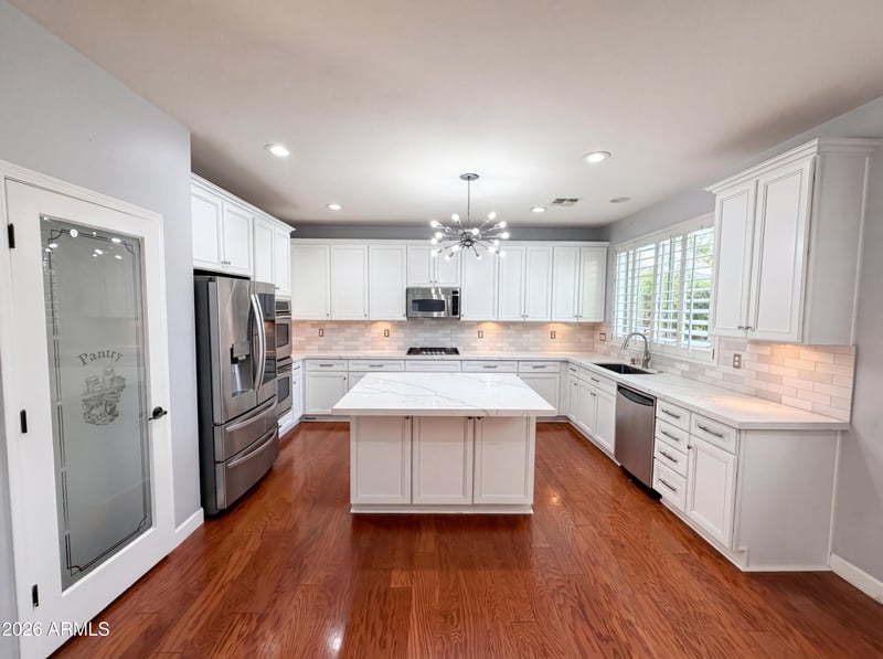 2113 Eagle Feather Rd, Phoenix, AZ 85085