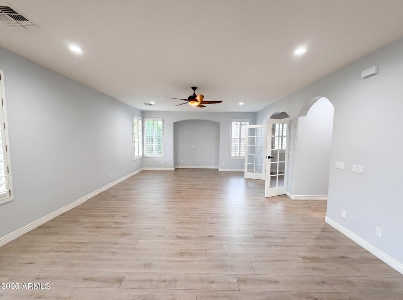 2113 Eagle Feather Rd, Phoenix, AZ 85085