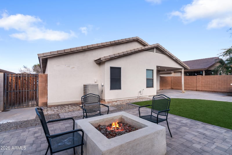 2113 Nancy Ln, Phoenix, AZ 85041
