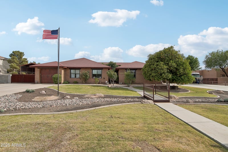 21131 Excelsior Ave, Queen Creek, AZ 85142