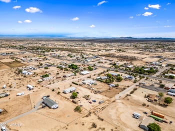 21132 Dale Ln, Wittmann, AZ 85361