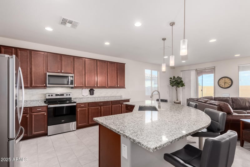 21139 259th Ave, Buckeye, AZ 85396