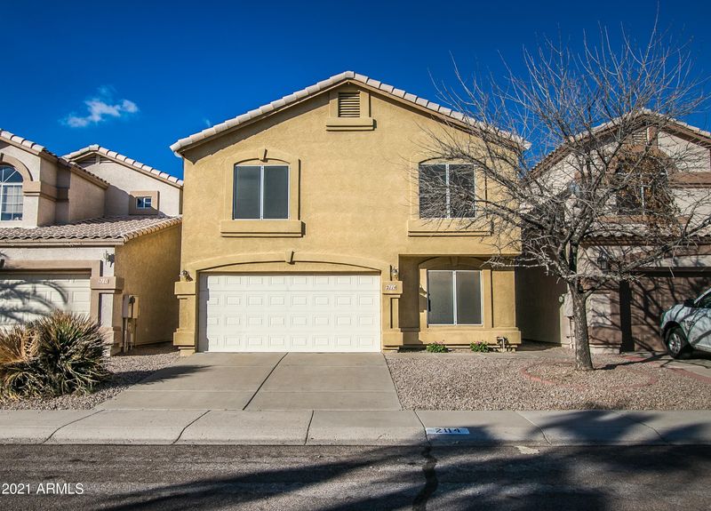 2114 E Saltsage Dr, Phoenix, AZ 85048