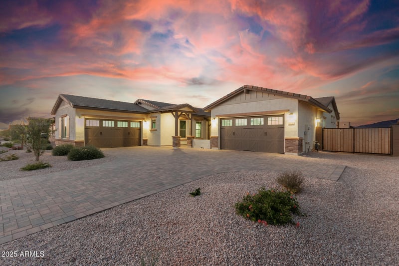 21140 Diana Way, Queen Creek, AZ 85142