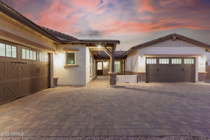 21140 Diana Way, Queen Creek, AZ 85142