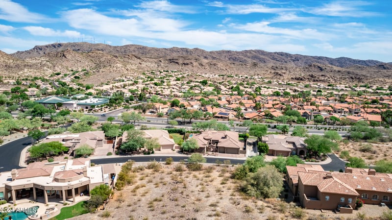 2115 Barkwood Rd #23, Phoenix, AZ 85048
