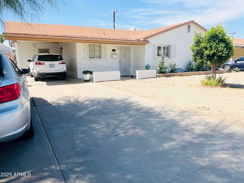 2115 Myrtle Ave, Phoenix, AZ 85021