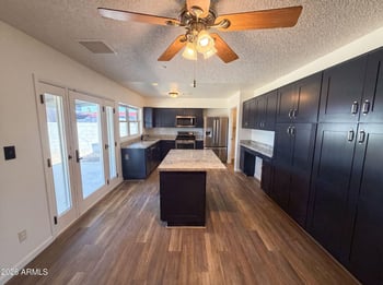 2115 Danbury Rd, Phoenix, AZ 85023