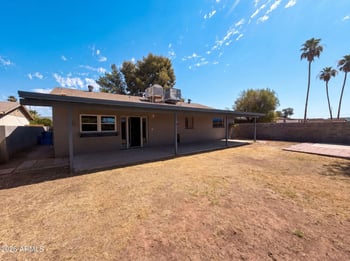 2115 Danbury Rd, Phoenix, AZ 85023