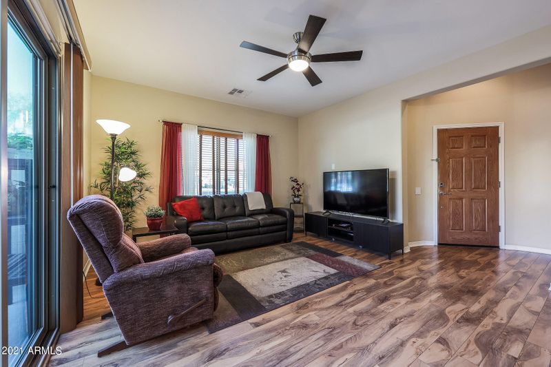 21150 N 36th Pl, Phoenix, AZ 85050