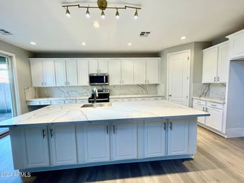 2116 Chanute Ps, Phoenix, AZ 85040