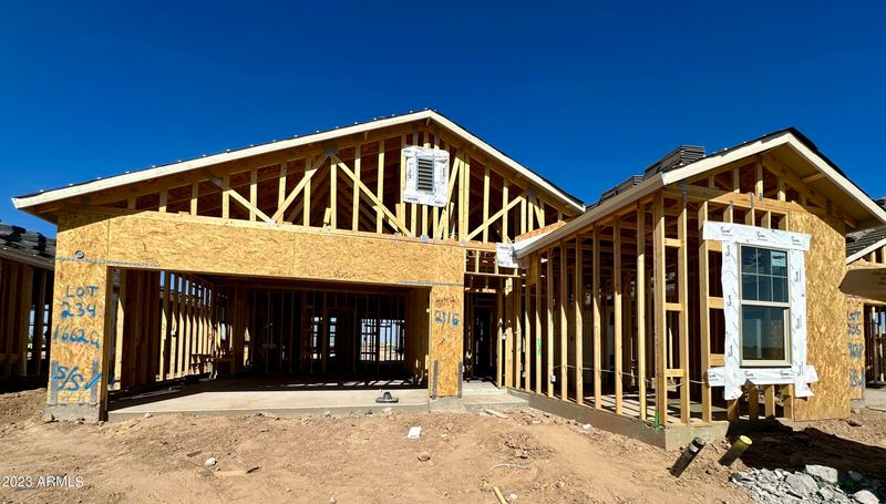 2116 E New Bonnet Ln, San Tan Valley, AZ 85140
