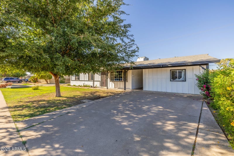 2116 Keim Dr, Phoenix, AZ 85015