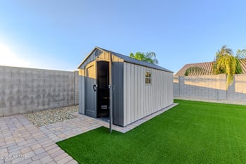 2116 Larissa Ln, San Tan Valley, AZ 85144