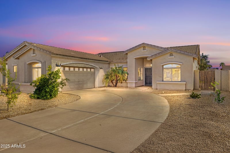 21163 Saddle Way, Queen Creek, AZ 85142