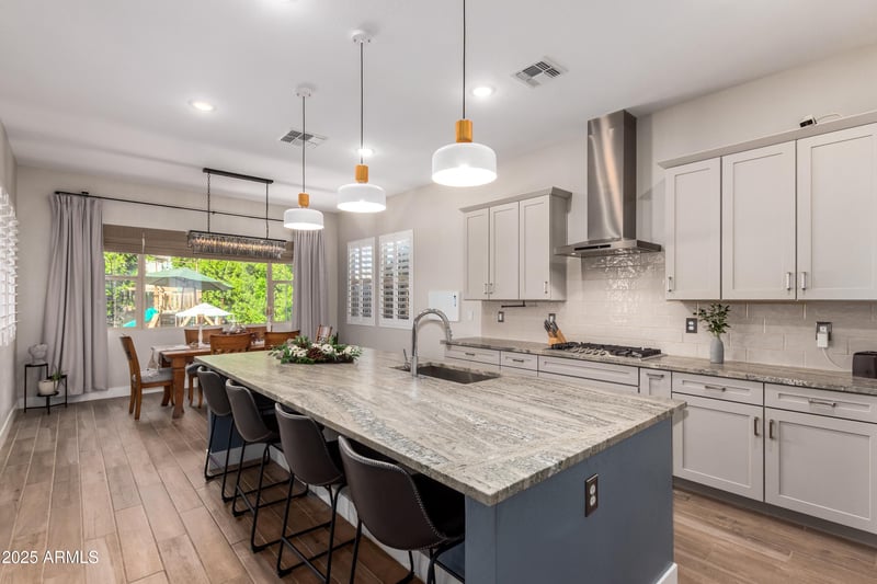 21164 W Minnezona Ave, Buckeye, AZ 85396