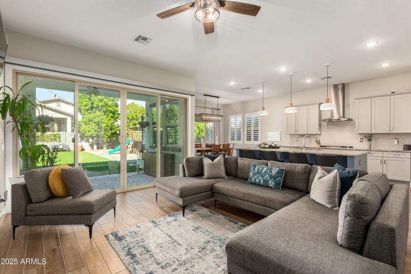21164 W Minnezona Ave, Buckeye, AZ 85396