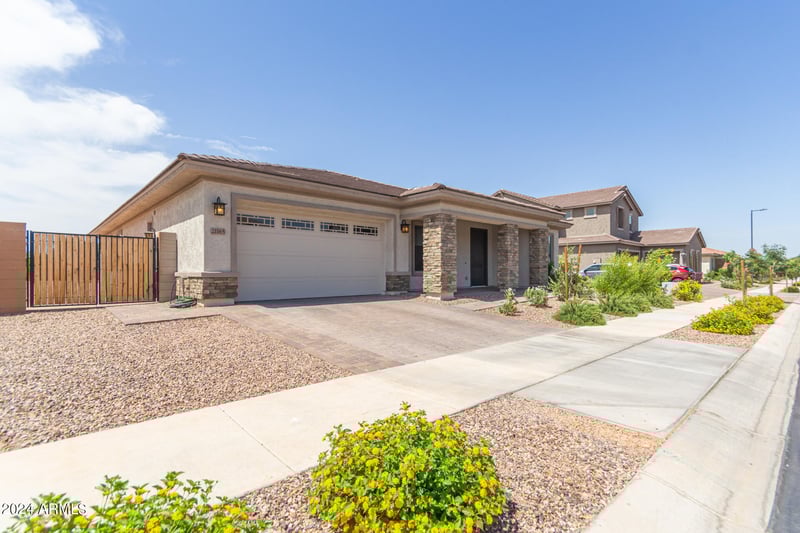 21165 Thornton Rd, Queen Creek, AZ 85142