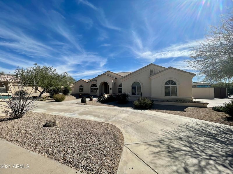 2117 E Norcroft St, Mesa, AZ 85213