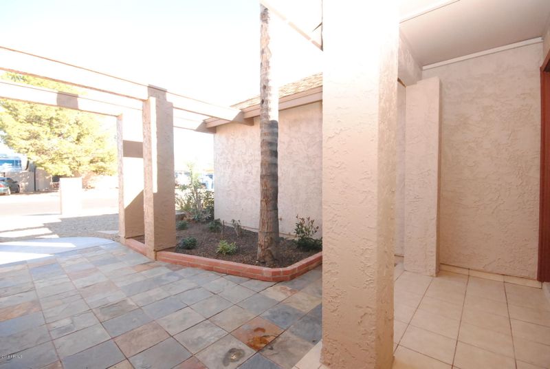 2117 W Mohawk Ln, Phoenix, AZ 85027