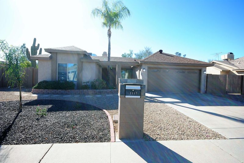 2117 W Mohawk Ln, Phoenix, AZ 85027