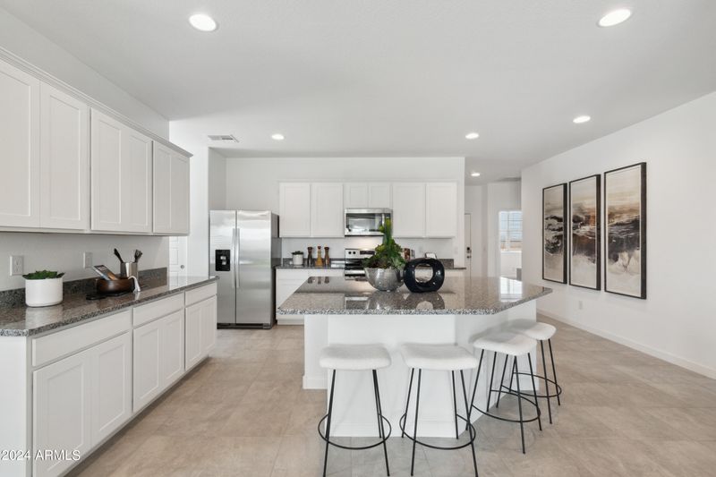 2117 W Spaulding Ave, Apache Junction, AZ 85120