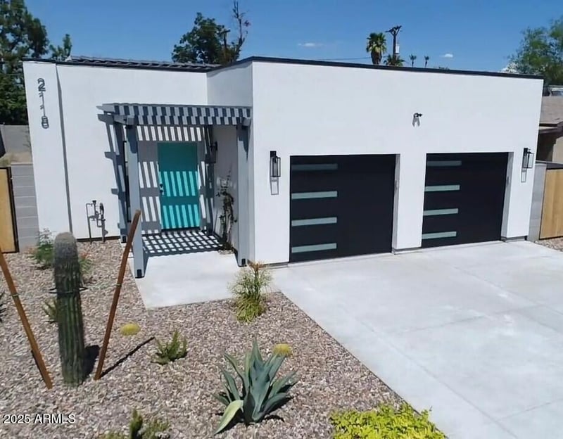 2118 Elm St, Phoenix, AZ 85015