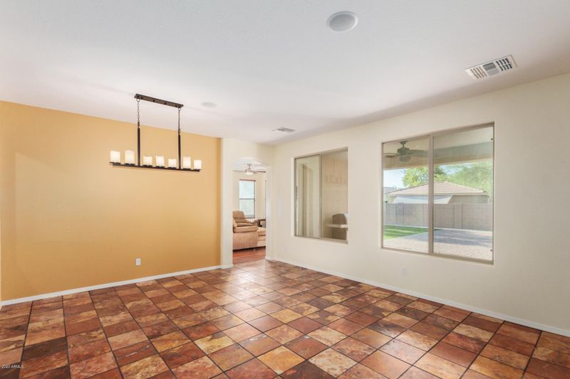 2118 W Ian Dr, Phoenix, AZ 85041