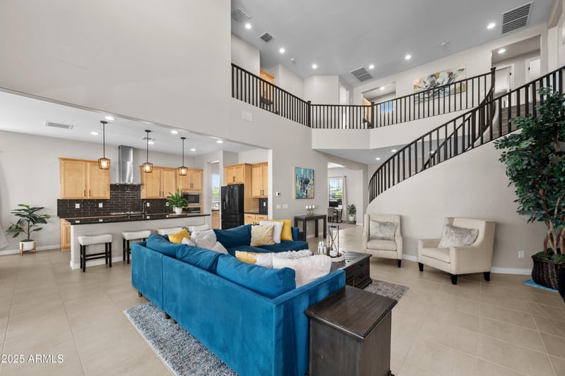 21184 Mayberry Rd, Queen Creek, AZ 85142