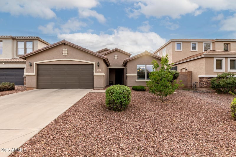2119 Desert Seasons Dr, San Tan Valley, AZ 85144