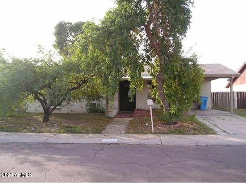2119 Danbury Rd, Phoenix, AZ 85023