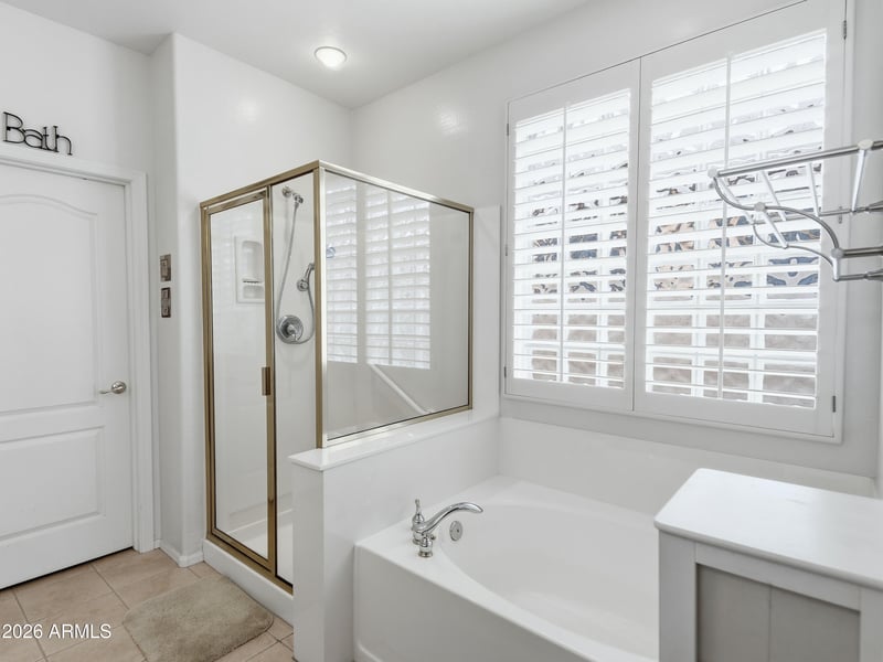 212 E Canary Ct, San Tan Valley, AZ 85143