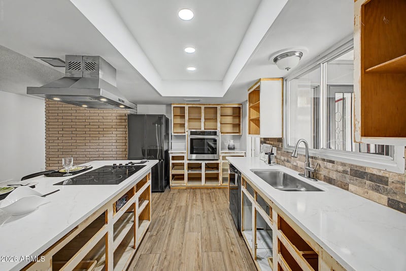 212 E Minton Dr, Tempe, AZ 85282