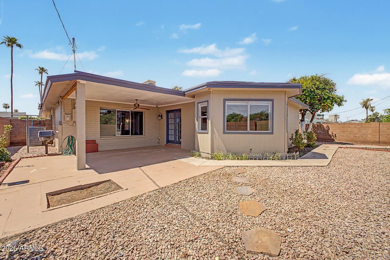 212 E Minton Dr, Tempe, AZ 85282