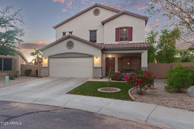 212 Hayden Park Rd, San Tan Valley, AZ 85143