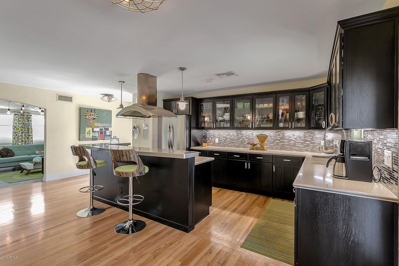 2120 E Nicolet Ave, Phoenix, AZ 85020