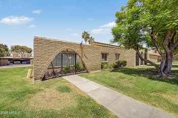 2120 Villa Ct, Tempe, AZ 85282