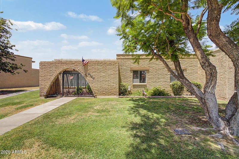 2120 Villa Ct, Tempe, AZ 85282