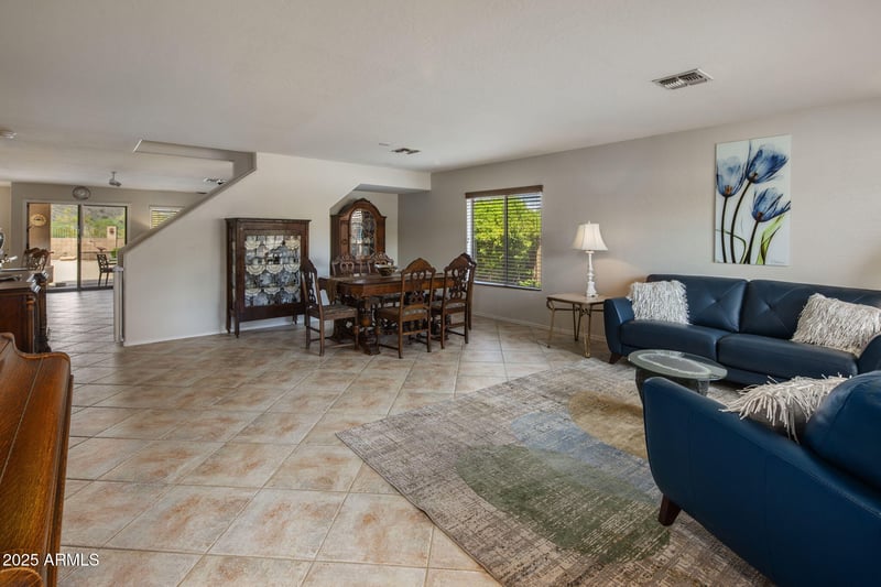 2120 Vista Bonita Dr, Phoenix, AZ 85024