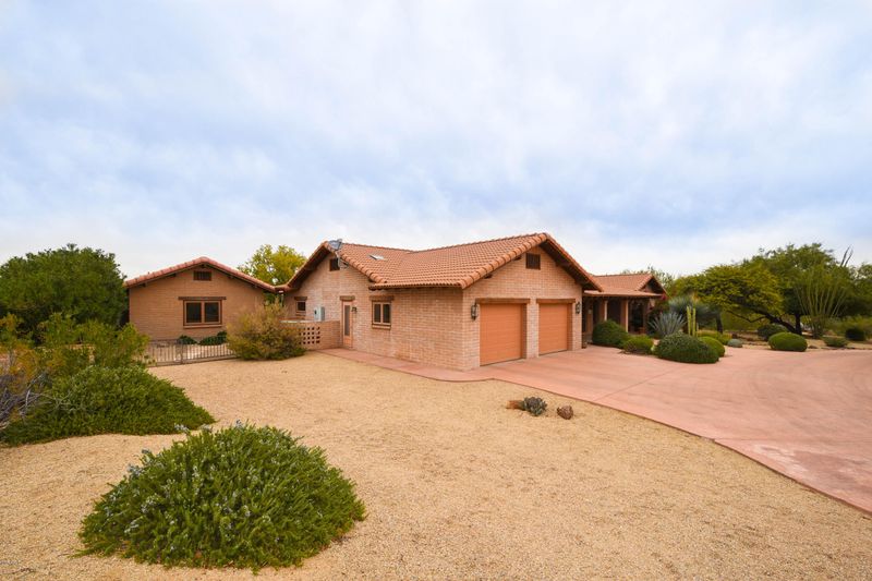 2120 W Bromm Ln, Wickenburg, AZ 85390