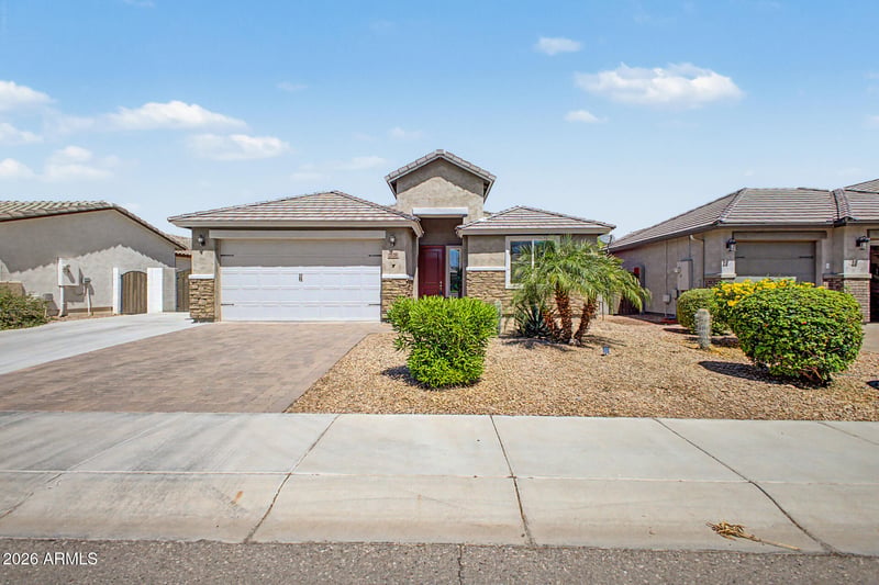 2120 Olivia Dr, San Tan Valley, AZ 85144